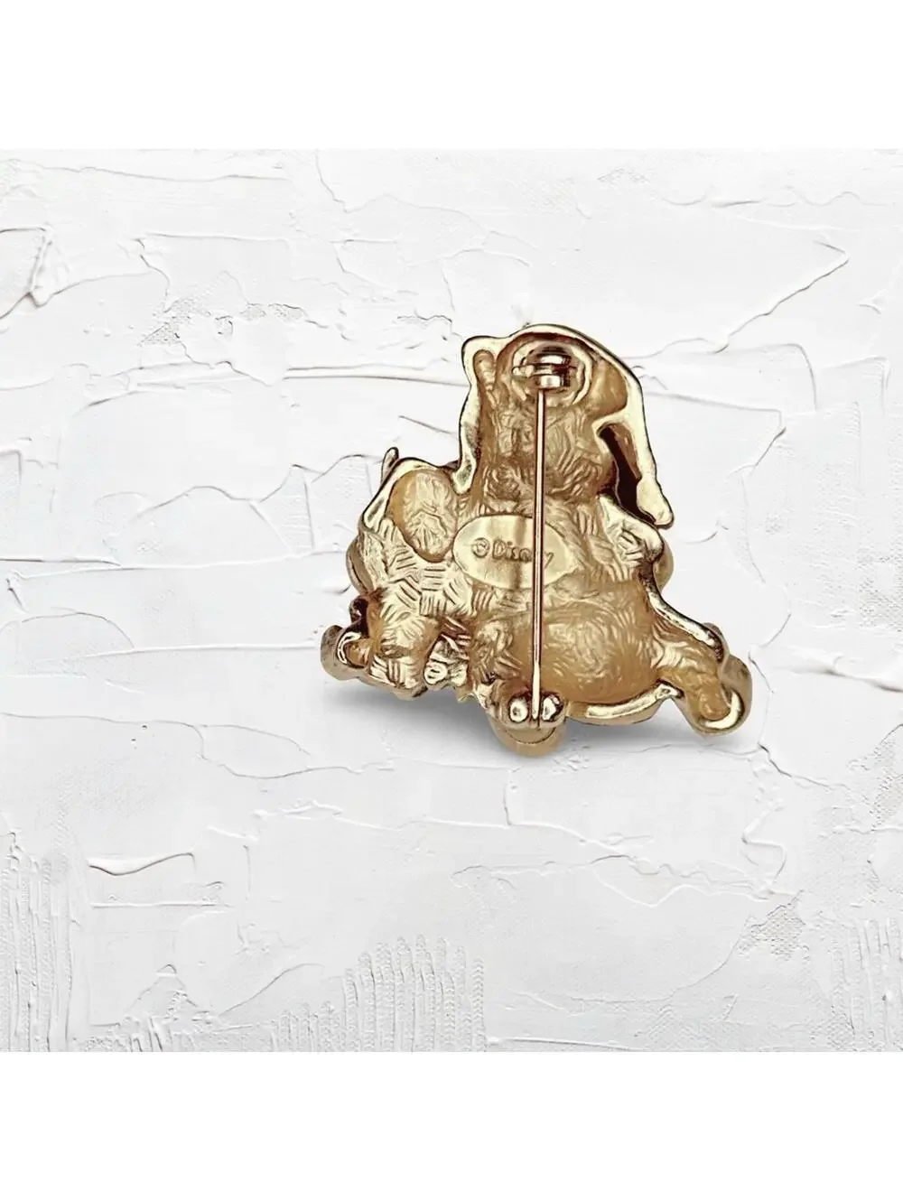 171. Disney Winnie the Pooh Brooch